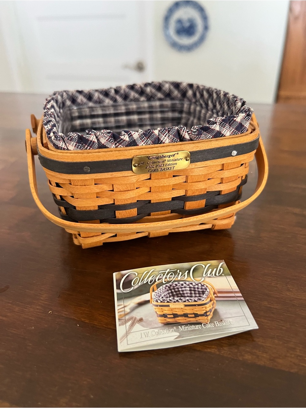 Longaberger JW Collection Miniature Cake Basket, 2002
